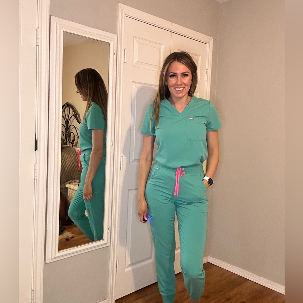 High waisted Zamora joggers surgical green Small